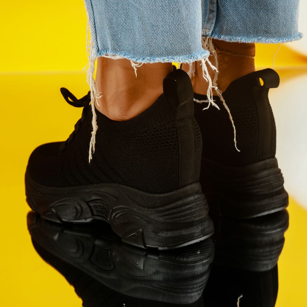 Дамски спортни обувки Amara2 Черен #7067M
