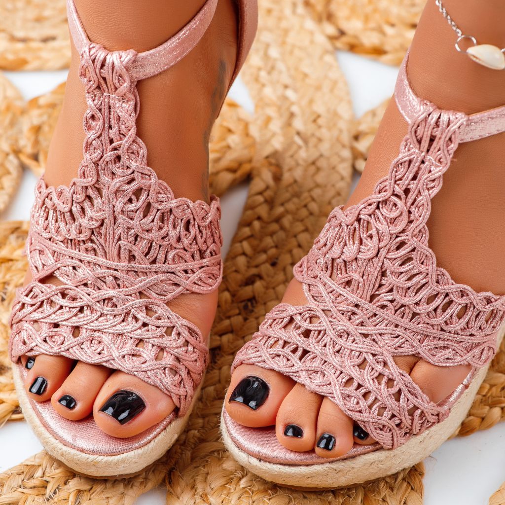 Дамски сандали с платформата Liliana розово #11397