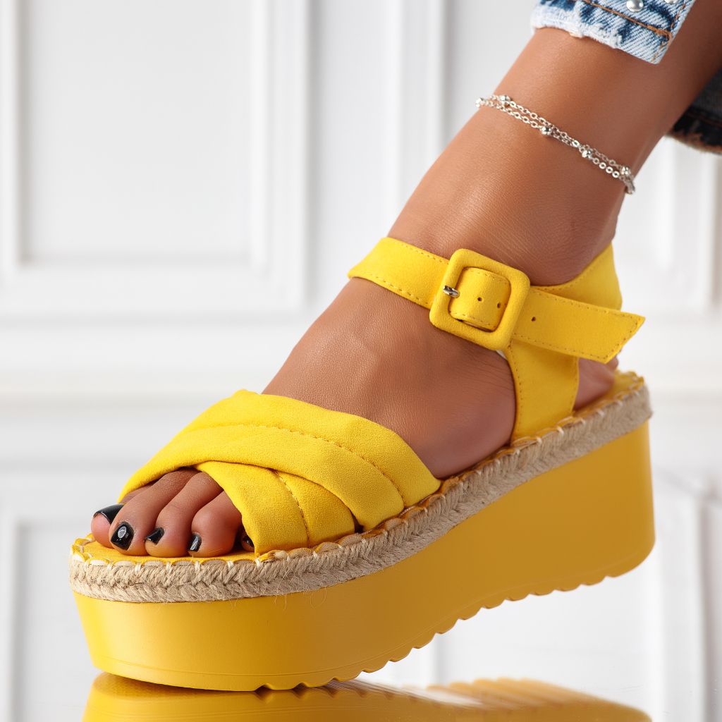 Дамски сандали на платформа Nadia жълт #11275