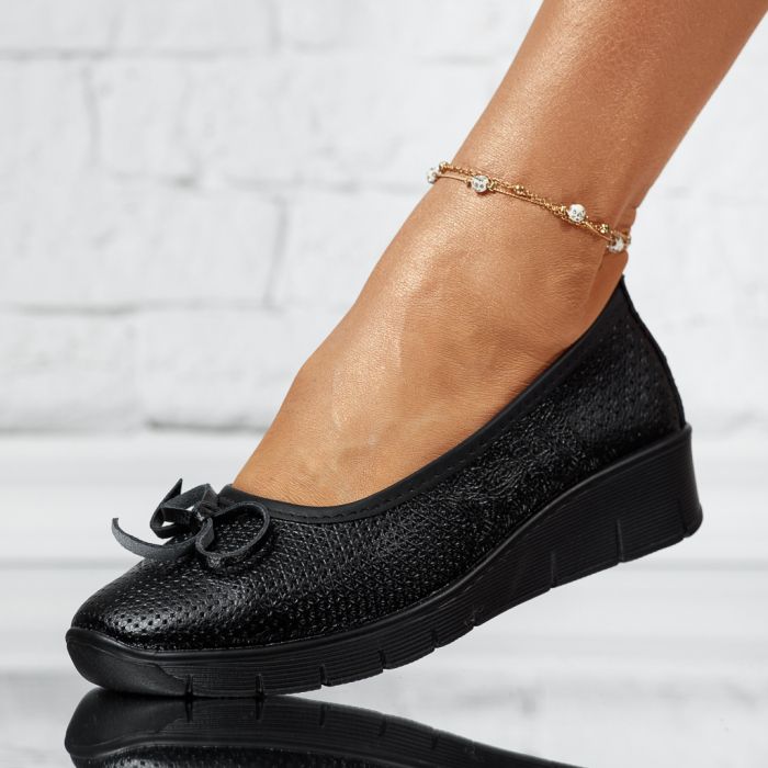 Дамски обувки Изработени от естествена кожа С перфорации Olivia черен #13883