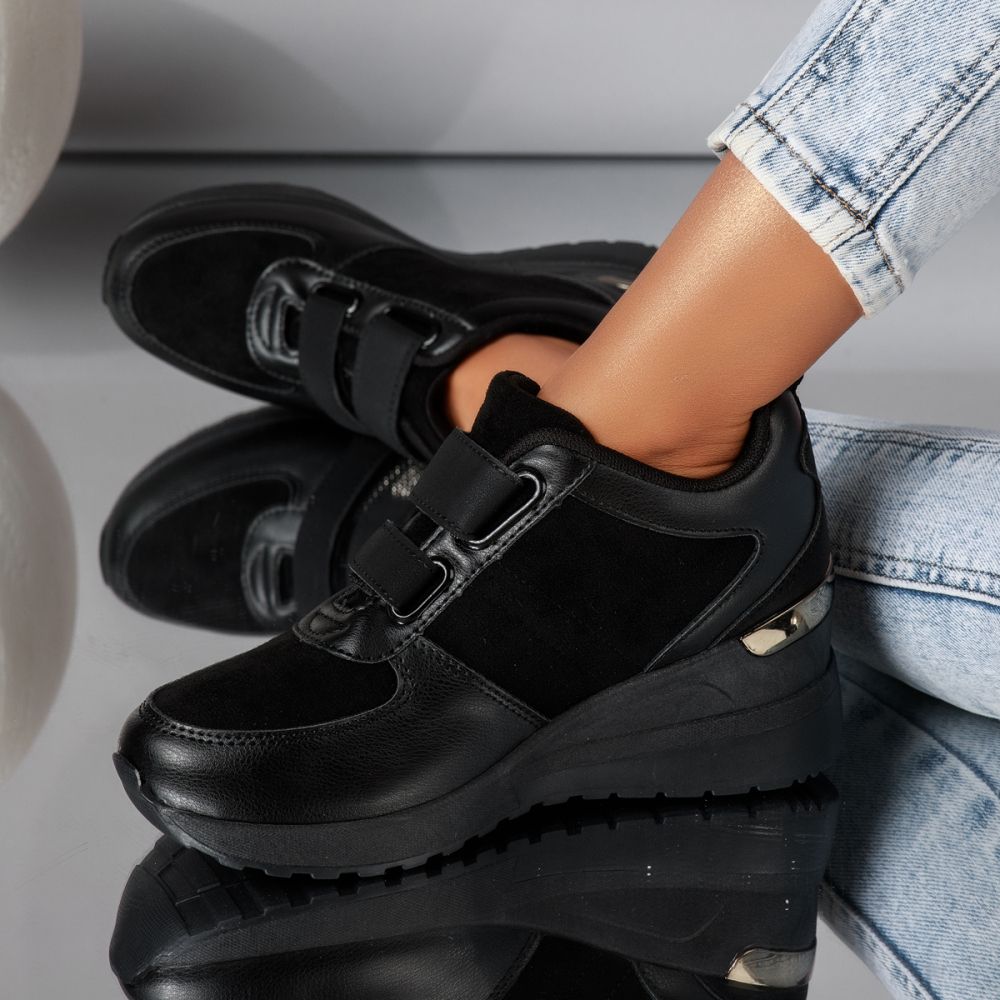 Дамски спортни обувки с платформа Adina  черен #16532