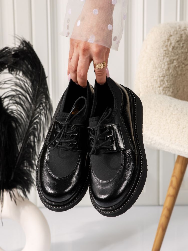 Всекидневни дамски обувки черни от еко кожа Holla #18499