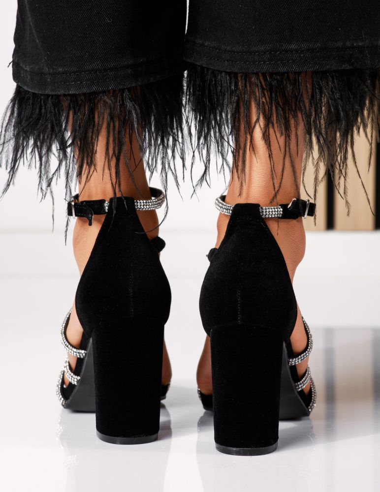 Дамски сандали с ток черни от обърната еко кожа Mara #18611