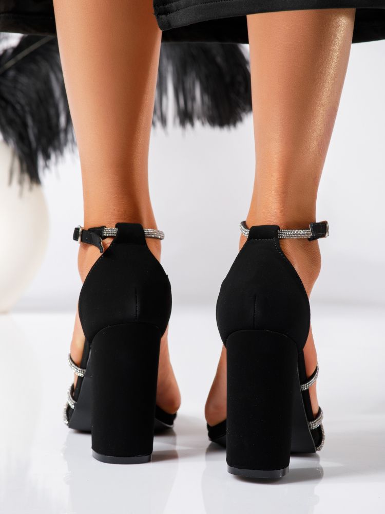 Дамски сандали с ток черни от еко кожа Zuri #18809