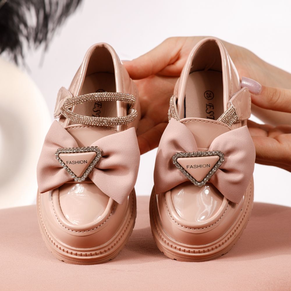 Всекидневни детски обувки розови от лачена еко кожа Allegra #19101