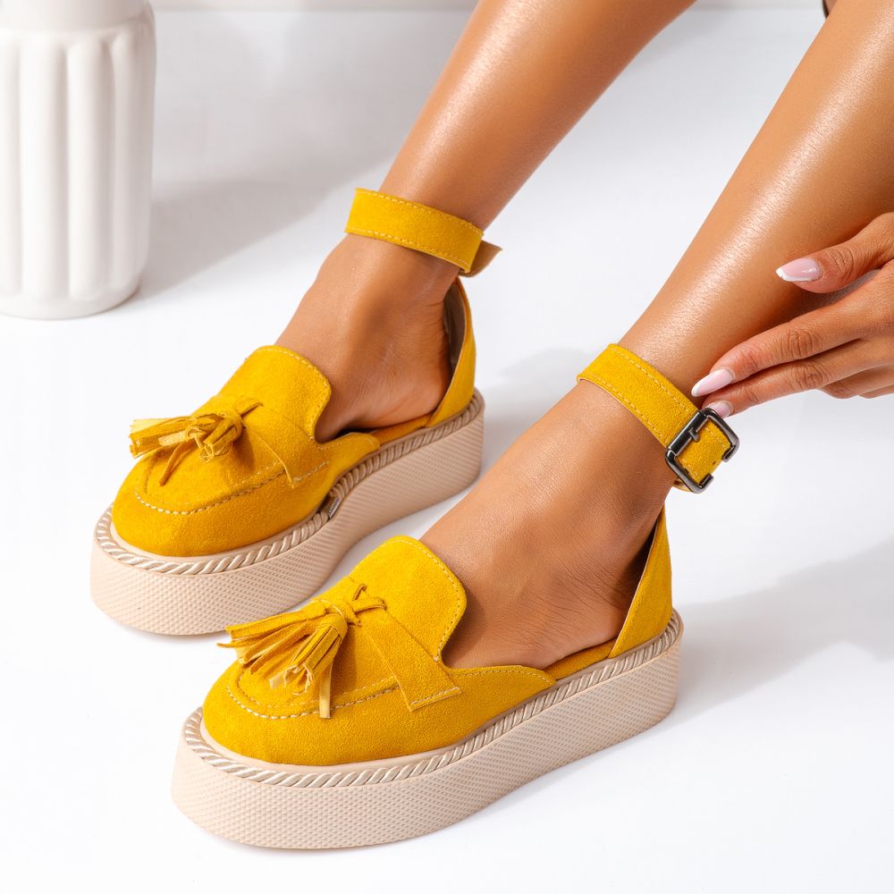 Всекидневни дамски обувки жълти от обърната еко кожа Lena #19338