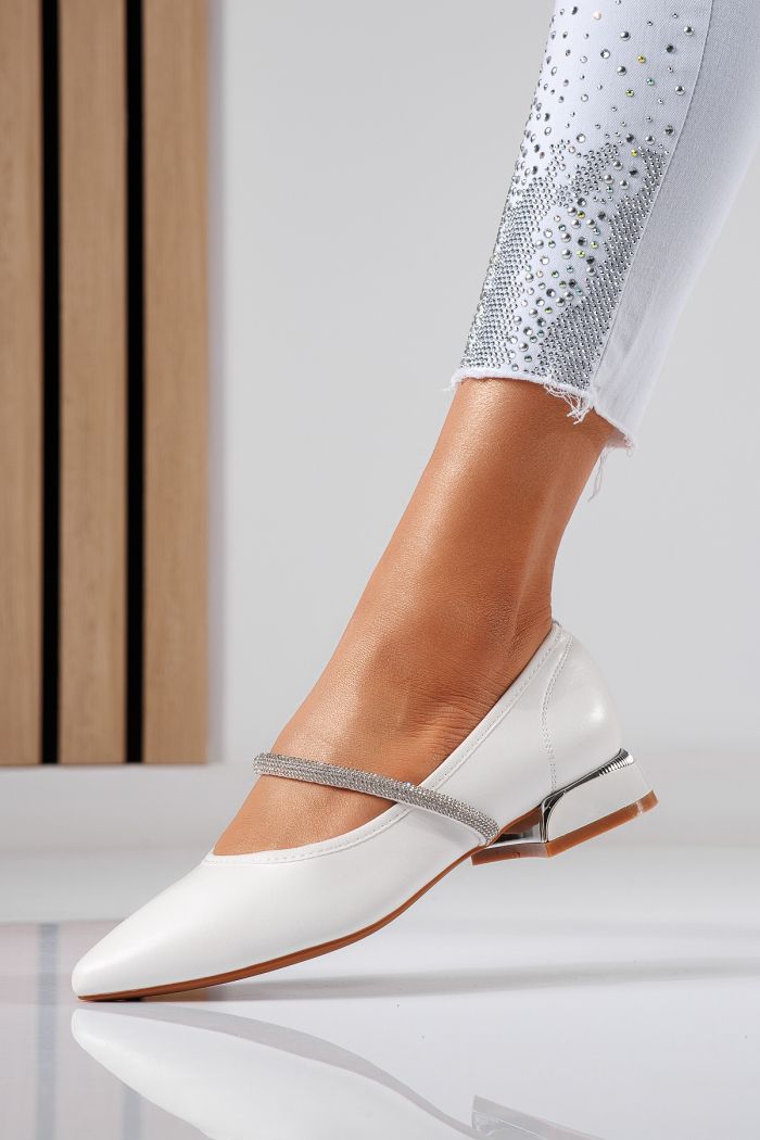 Pantofi cu toc mic dama albi din piele ecologica Xenia #22469