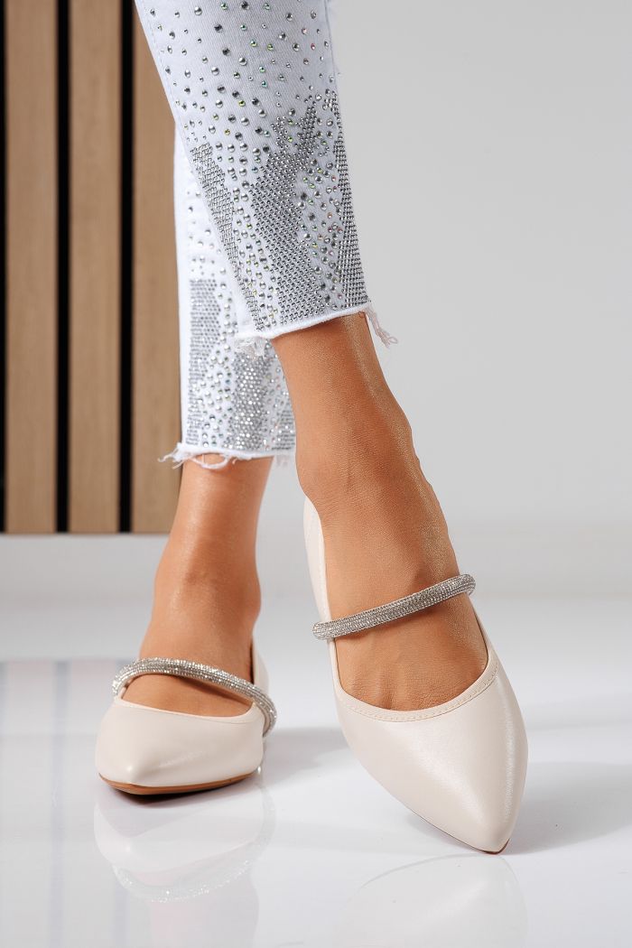 Pantofi cu toc mic dama bej din piele ecologica Xenia #22470