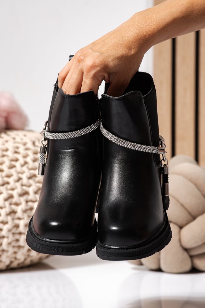 Ghete fete imblanite negre din piele ecologica Ana #22564