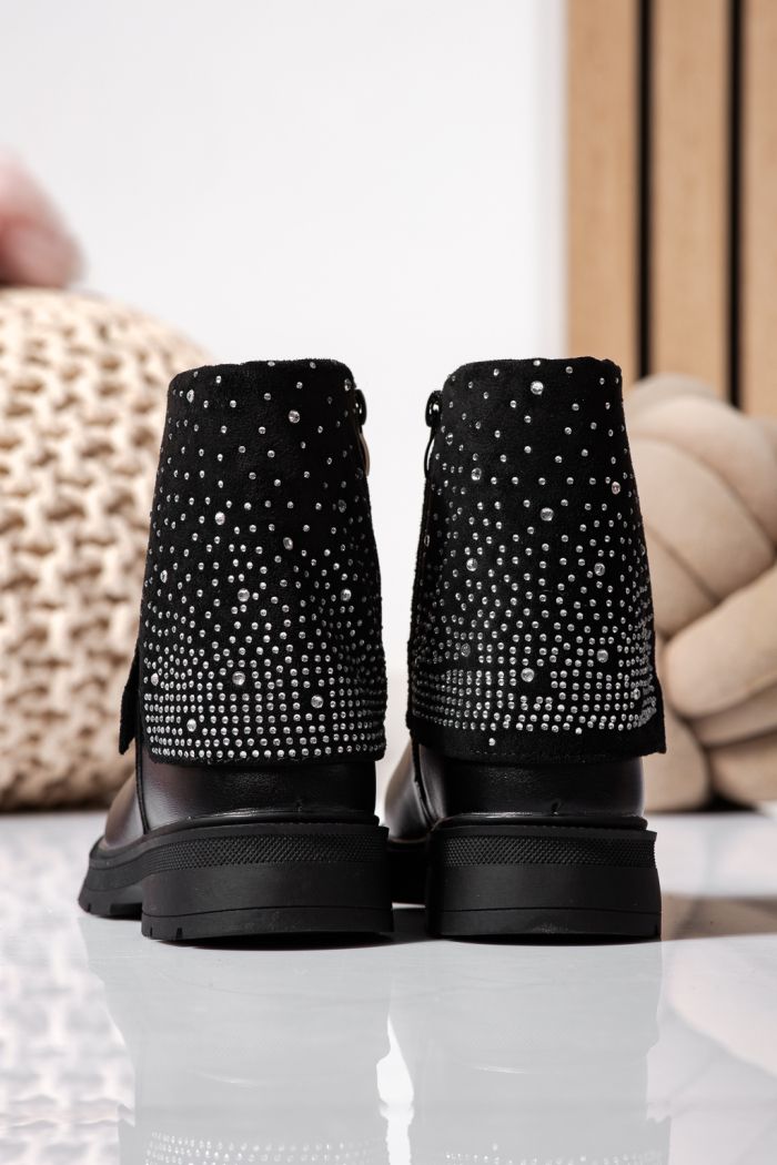 Ghete fete imblanite negre din piele ecologica Eveline #22555