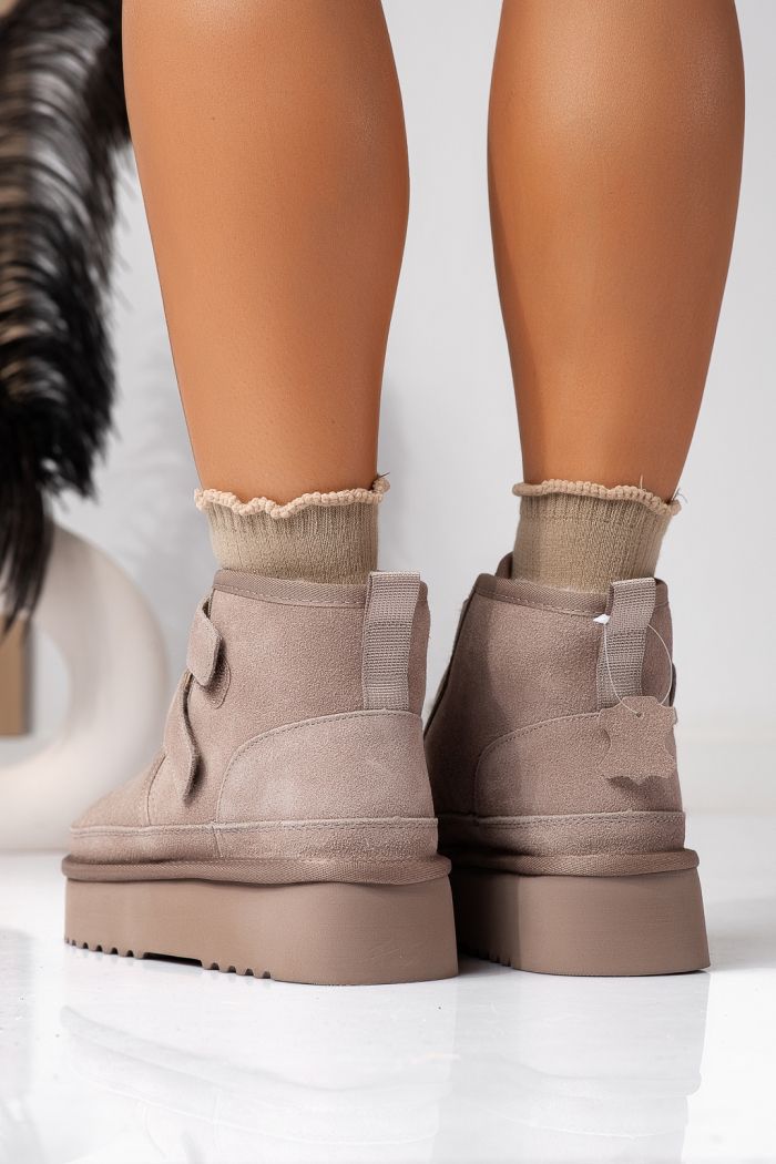 Cizme scurte dama imblanite tip Ug bej din piele naturala intoarsa Carla #22630