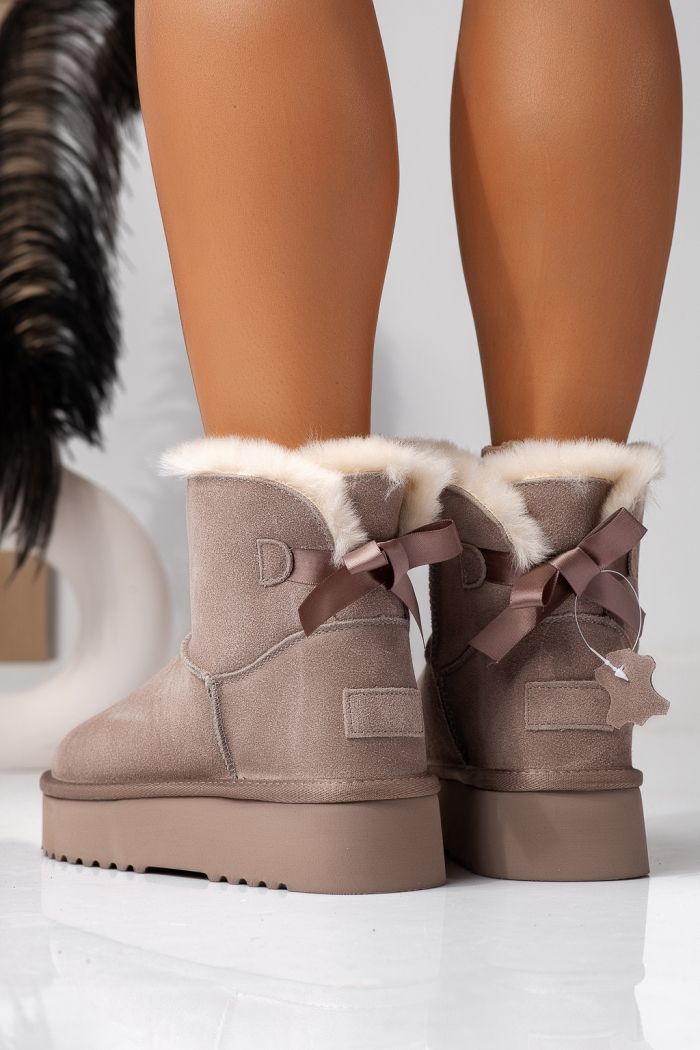 Cizme scurte dama imblanite tip Ug bej din piele naturala intoarsa Camila #22624