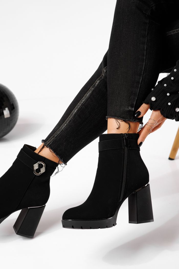 Botine dama vatuite negre din piele ecologica Carla #22647