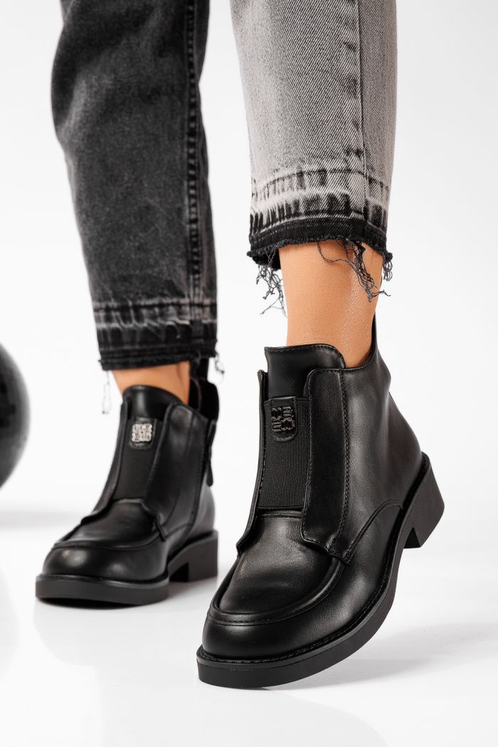 Ghete dama vatuite negre din piele ecologica Evelyn #22653
