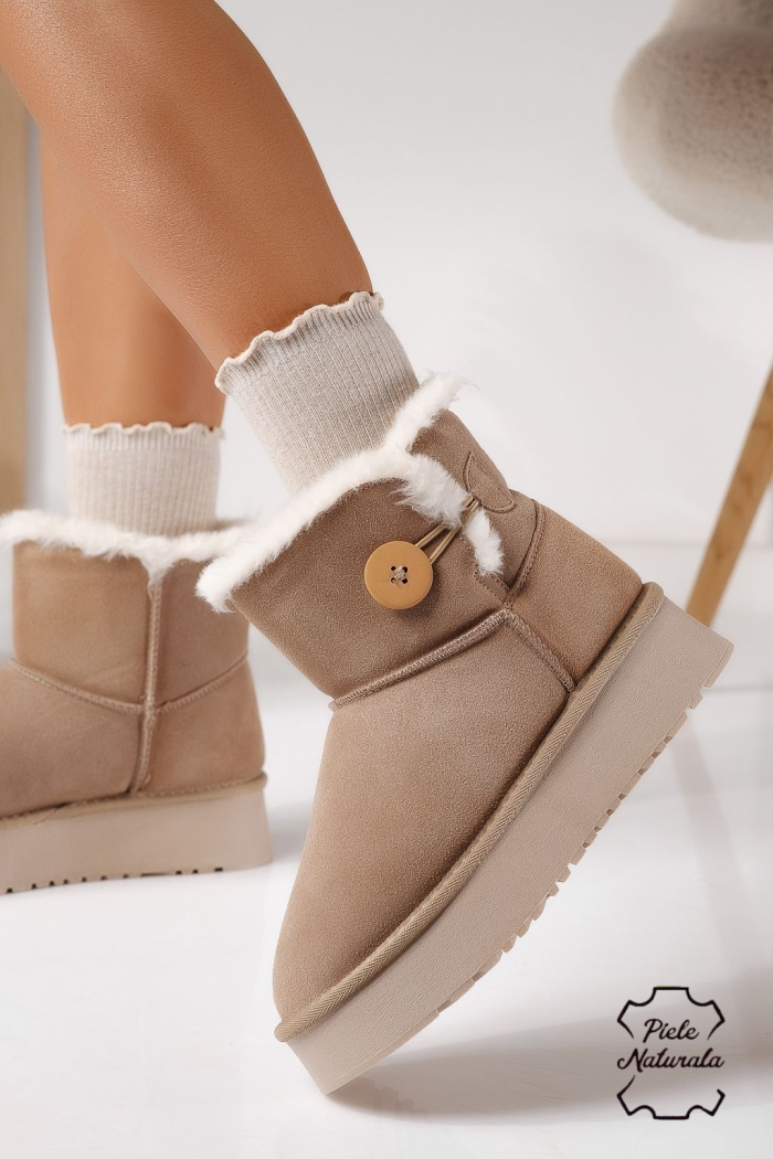 Дамски къси чизми подплатени с пух тип UGG каки от обърната естествена кожа Larisa #22885