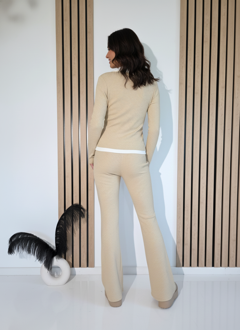 Compleu Dama bej Amira 2 piese tricot #A1241