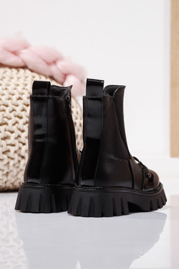 Ghete fete imblanite negre  din piele ecologica Bela #23113