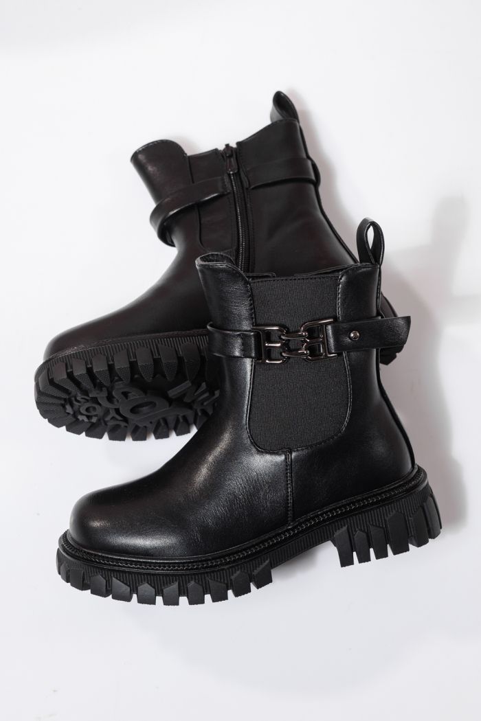 Ghete fete imblanite negre din piele ecologica Sara #23106