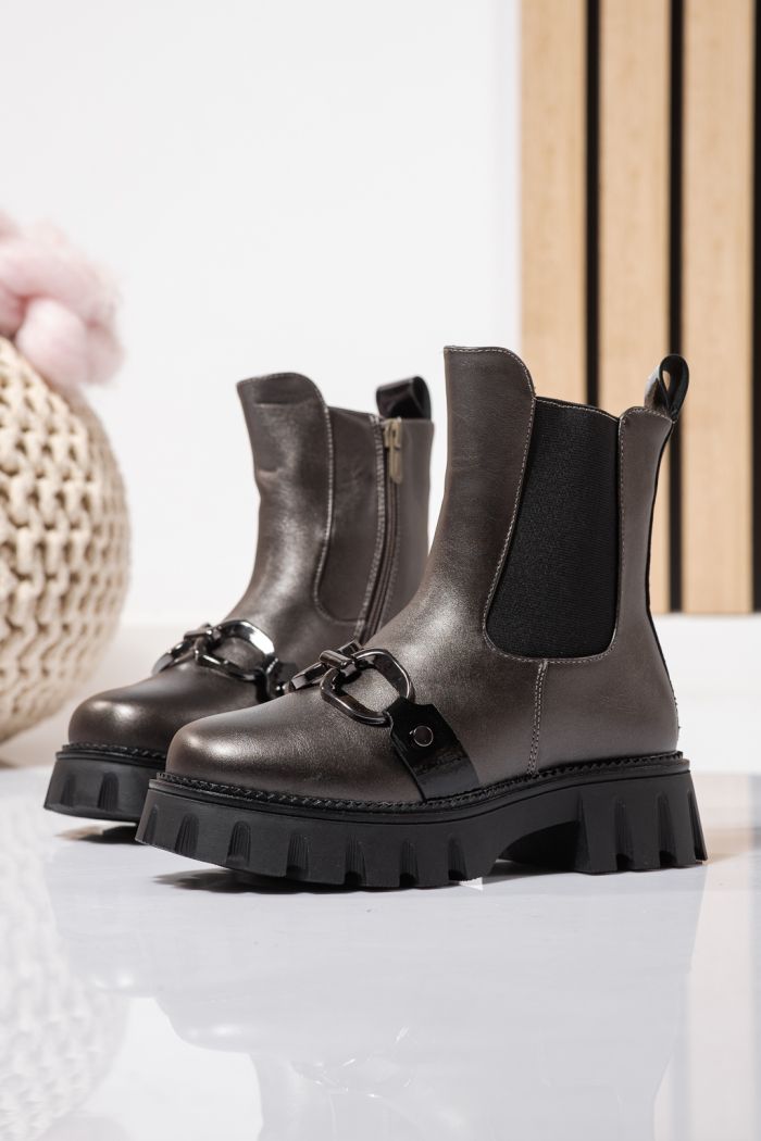 Ghete fete imblanite gri din piele ecologica Bela #23112