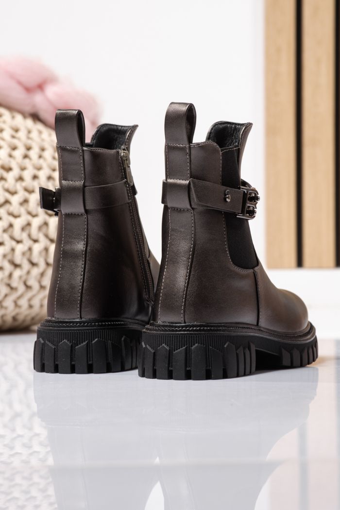 Ghete fete imblanite gri din piele ecologica Sara #23105