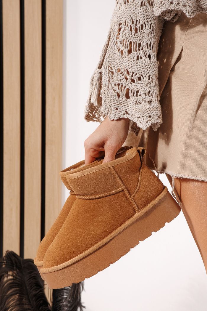 Cizme scurte dama îmblanite tip Ug maro din piele naturala intoarsa Sabina #23155