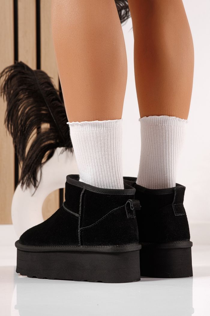 Cizme scurte dama îmblanite tip Ug negre din piele naturala Taisa #23157