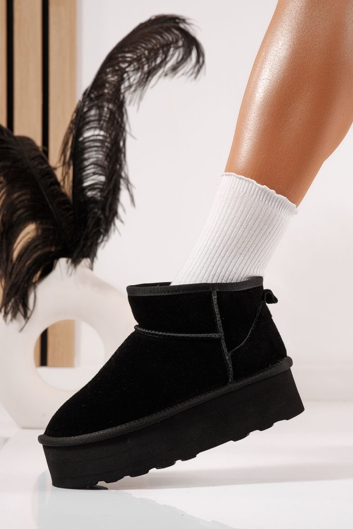 Cizme scurte dama îmblanite tip Ug negre din piele naturala Taisa #23157