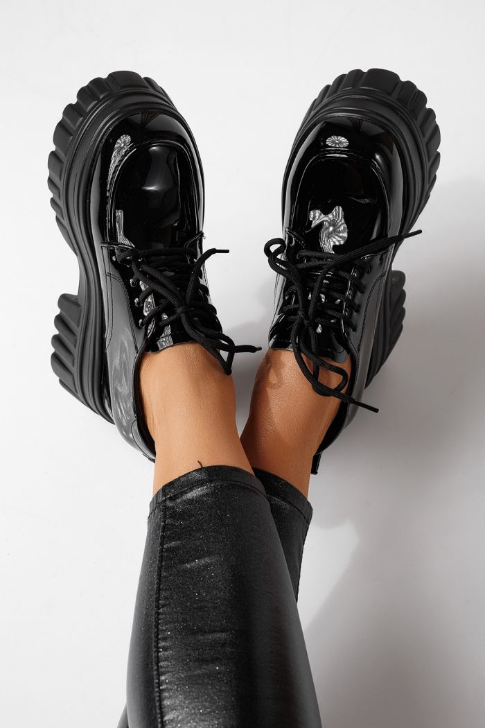 Pantofi casual dama negri din piele ecologica lacuita Larisa #24068