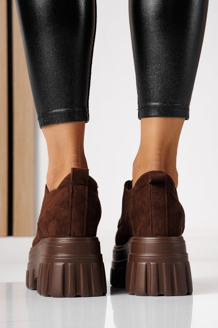 Pantofi casual dama maro din piele ecologica intoarsa Larisa #24076