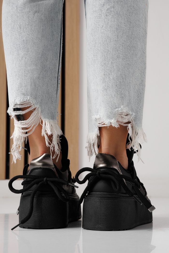 Női fekete tornacipő ökobőrből Elvira #24305