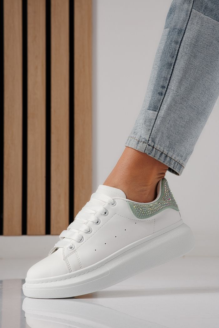 Női fehér sportcipő ekológikus bőrből Raya #24233