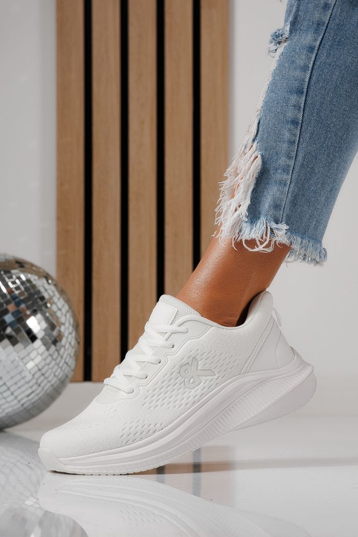 Adidasi dama albi din material textil Anaiss #24387