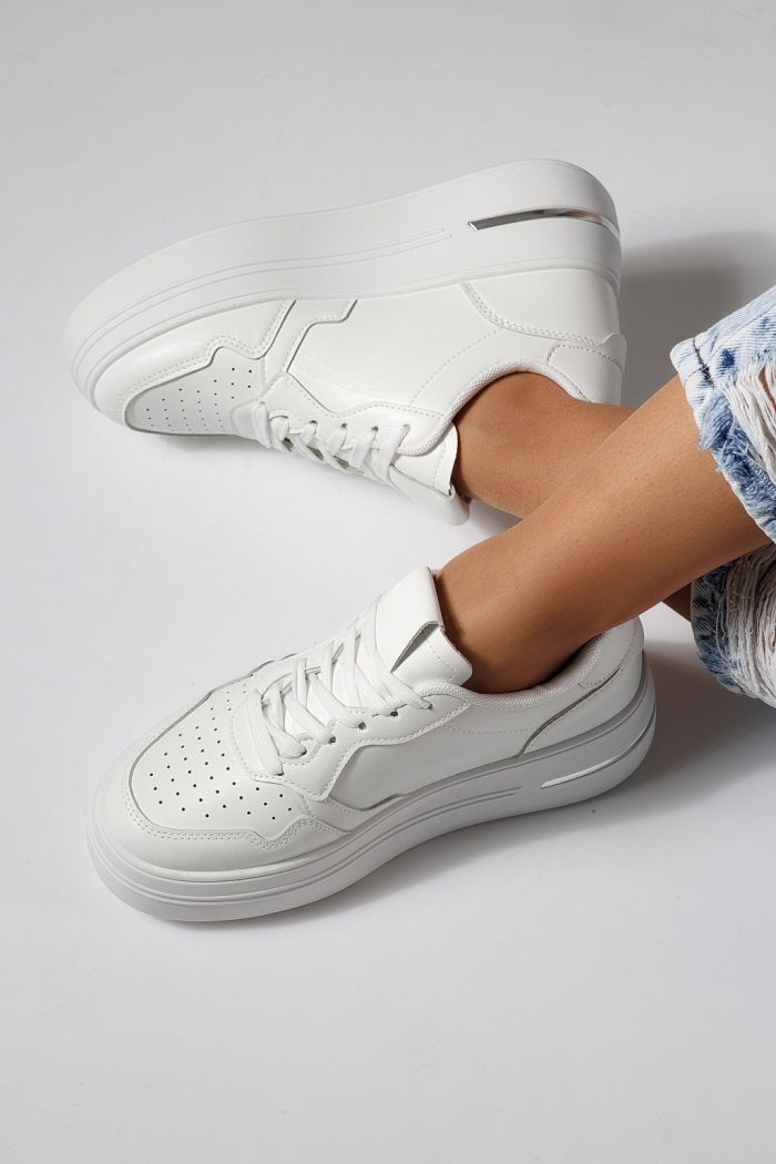 Adidasi dama albi din piele ecologica Sofia #24390