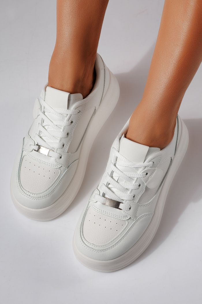 Adidasi dama albi din piele ecologica Fabia #24468