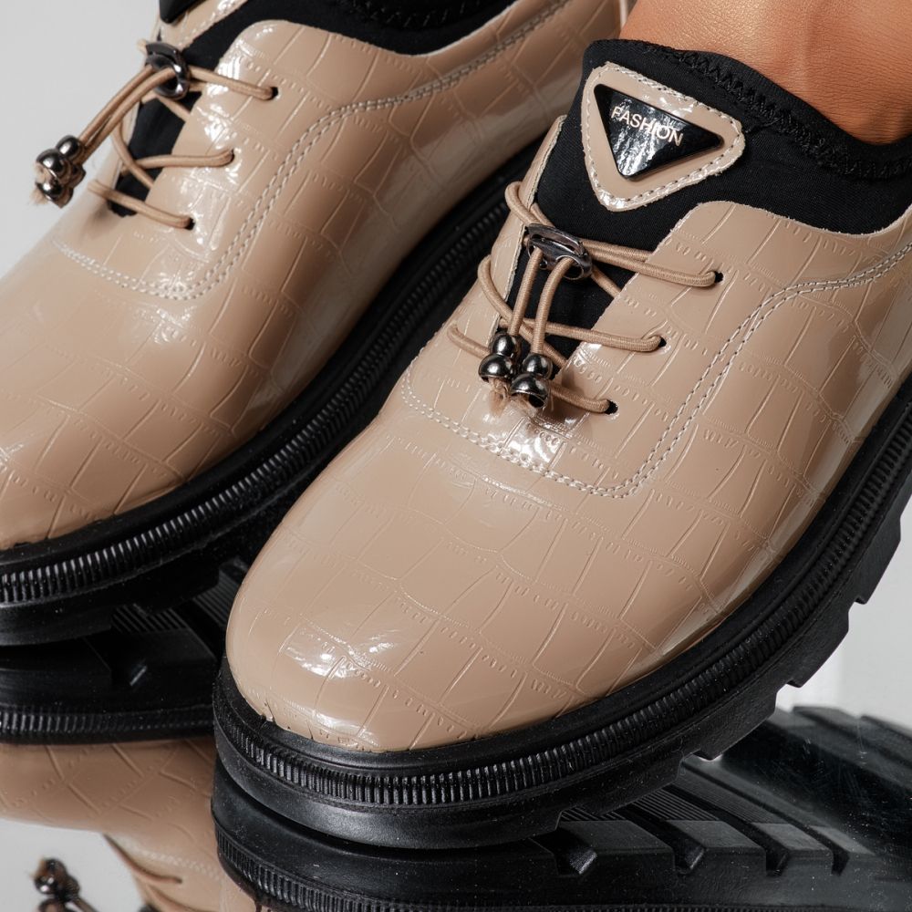 Pantofi casual dama bej din piele ecologica lacuita Mariah #24605