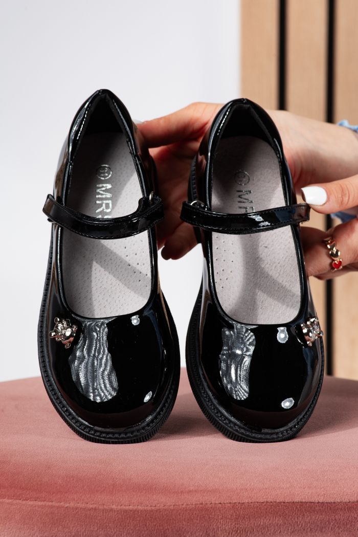 Pantofi fete negri din piele ecologica lacuita Maria #24631