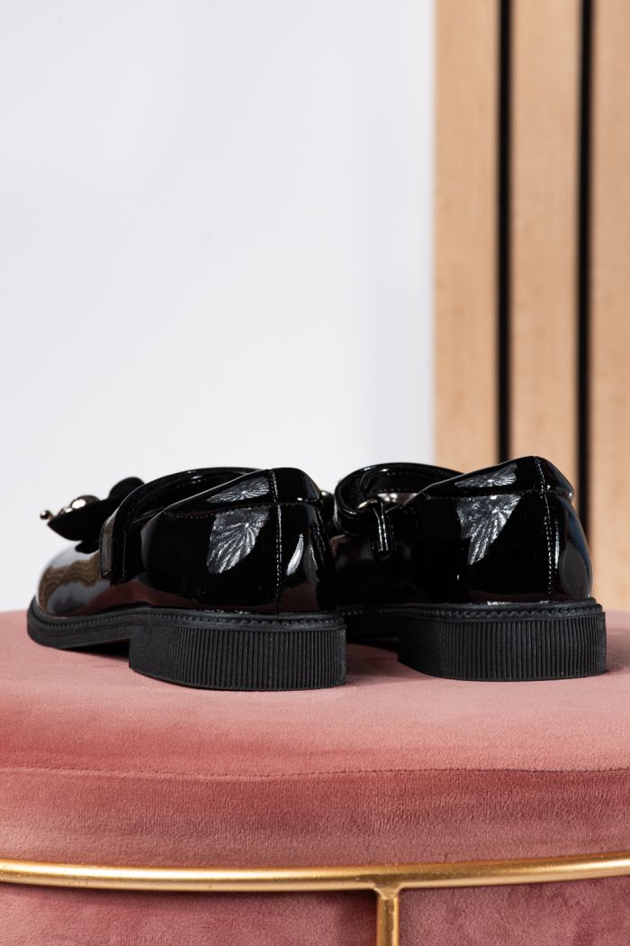 Pantofi fete negri din piele ecologica lacuita Alina2 #24639