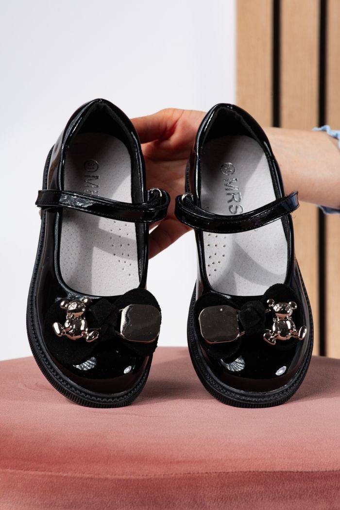 Pantofi fete negri din piele ecologica lacuita Alina2 #24639