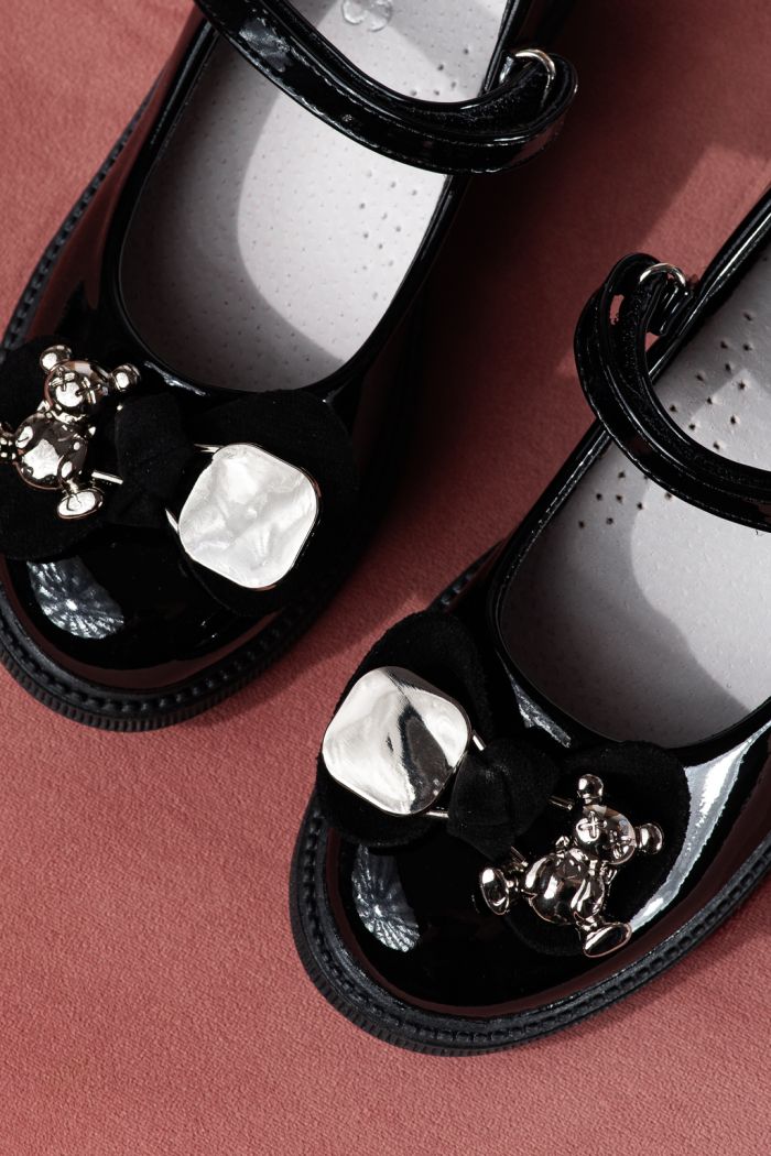 Pantofi fete negri din piele ecologica lacuita Alina2 #24639