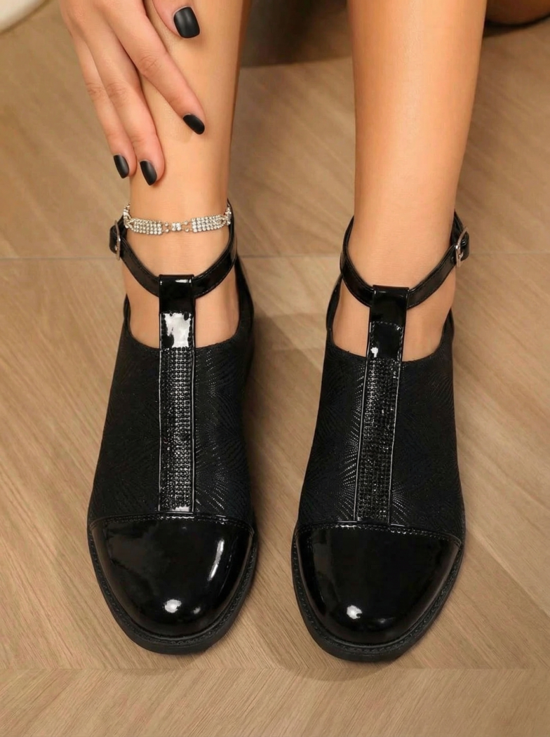 Pantofi casual dama negri din piele ecologica lacuita Kara #24661