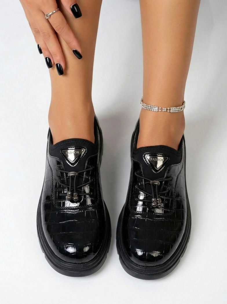 Pantofi casual dama negri din piele ecologica lacuita Mariah #24606