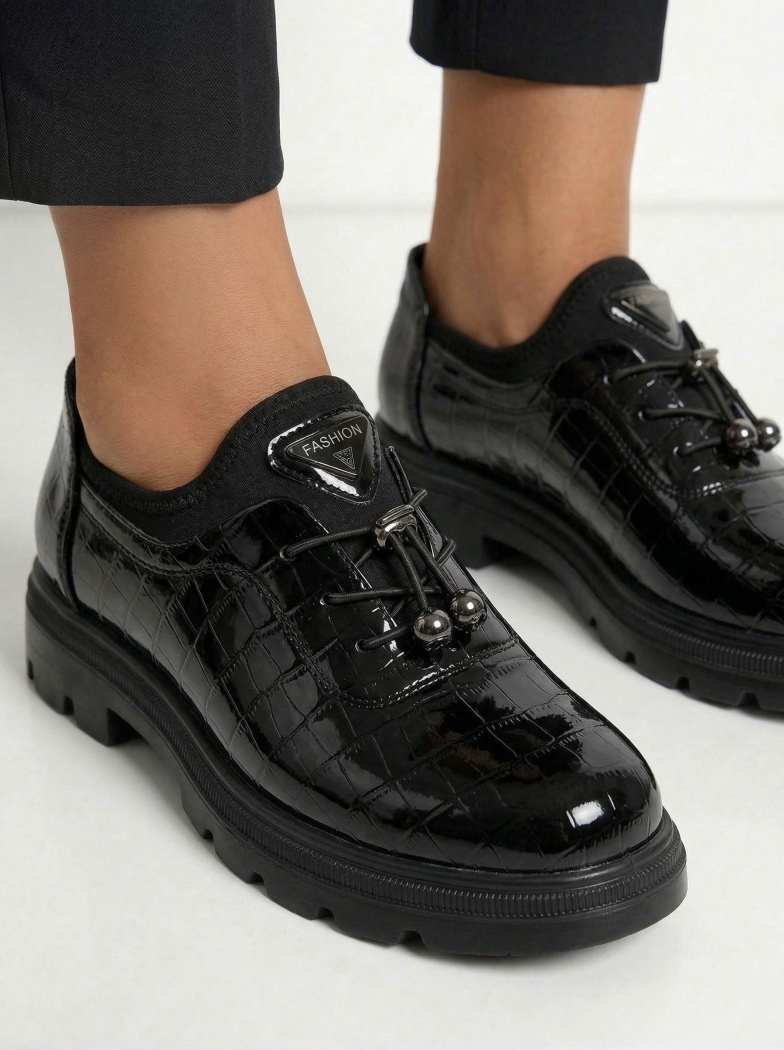 Pantofi casual dama negri din piele ecologica lacuita Mariah #24606