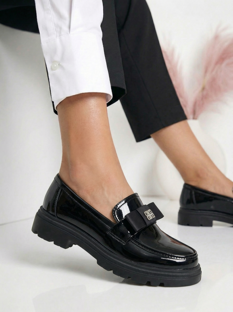 Pantofi casual dama negri din piele ecologica lacuita Aeliana #24665