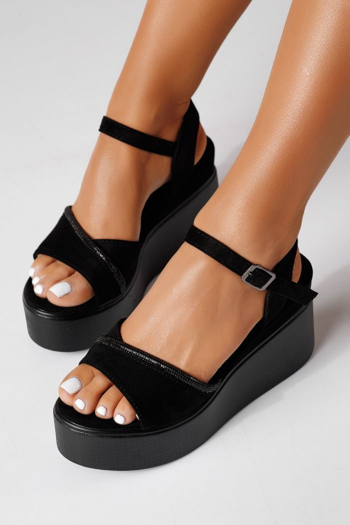 Sandale cu platforma dama negre din piele ecologica intoarsa Carisa #24865