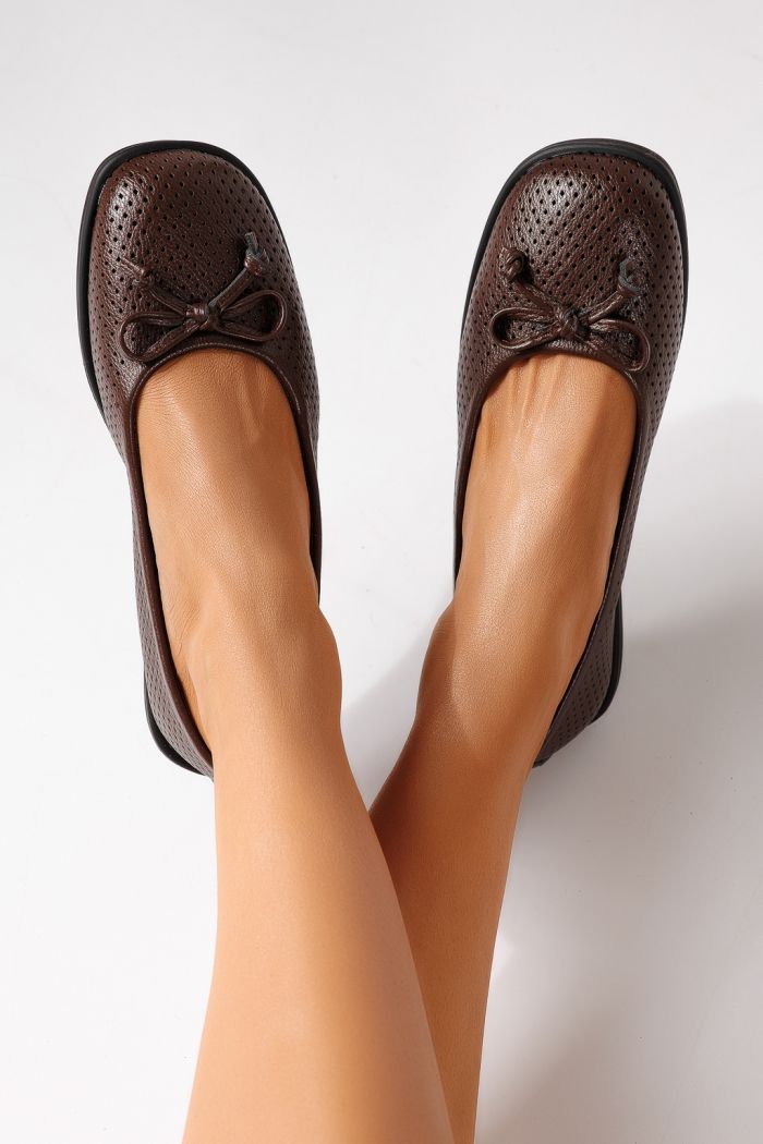 Női balettcipők barna öko bőrből készült Brielle #24885