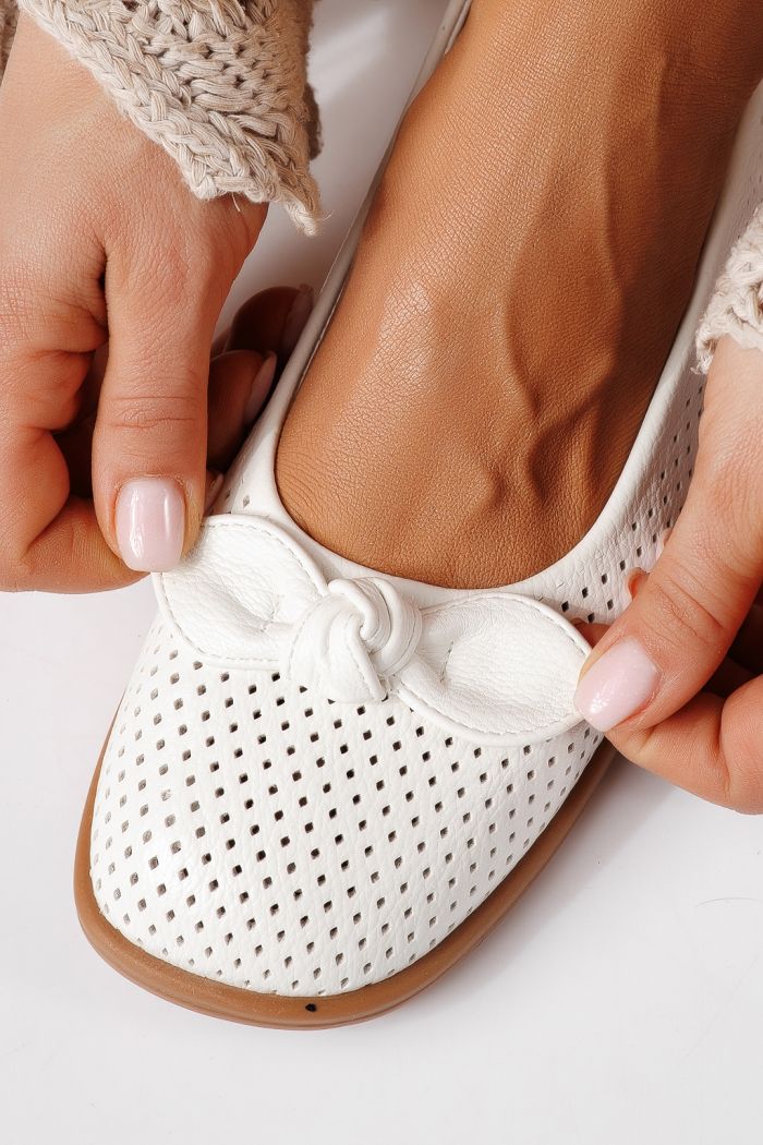 Balerini dama albi din piele ecologica Amaris #24876