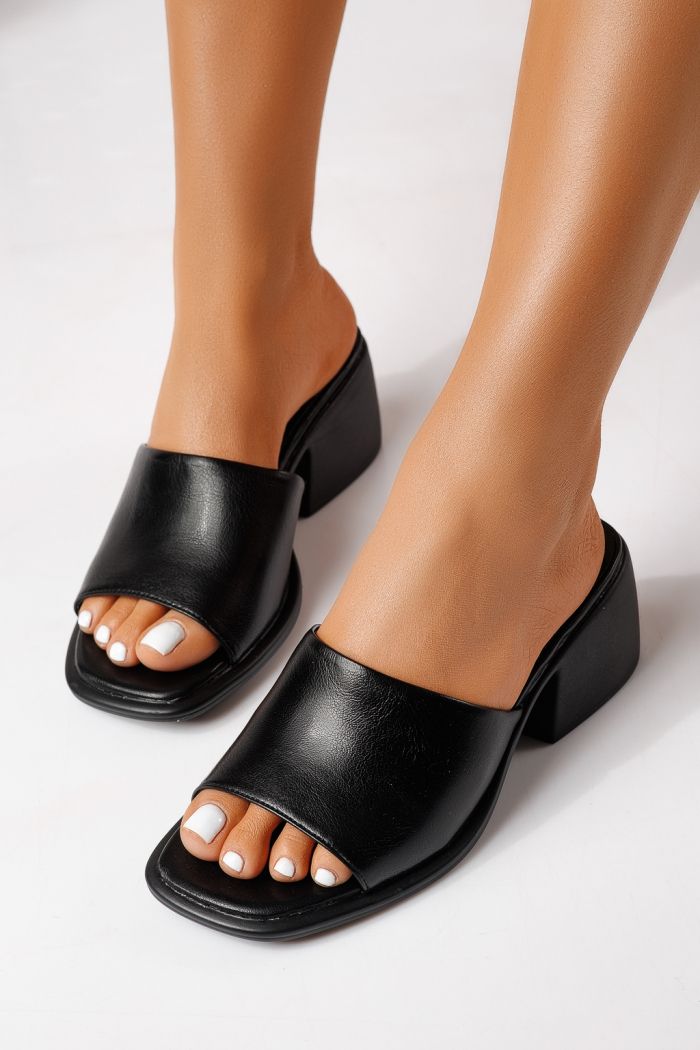 Papuci cu toc dama negre din piele ecologica Indira #25170