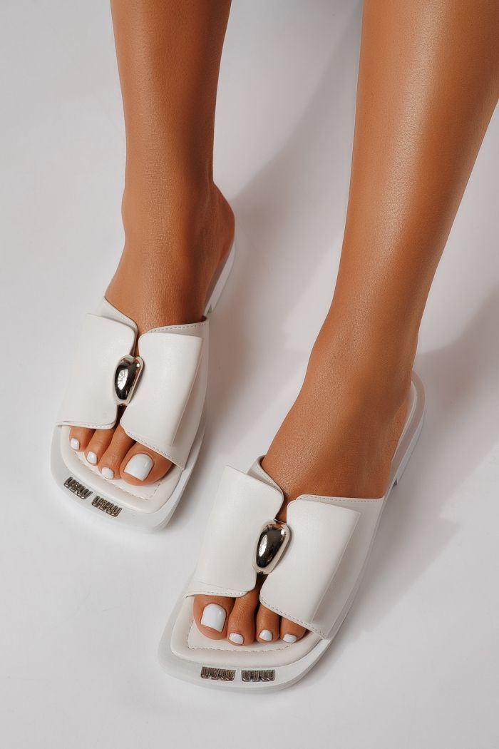 Papuci dama albi din piele ecologica Amaris #25165