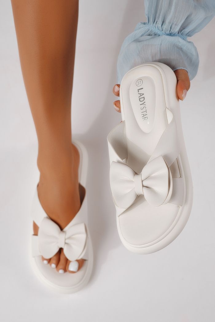 Papuci dama albi din piele ecologica Lorena #25041