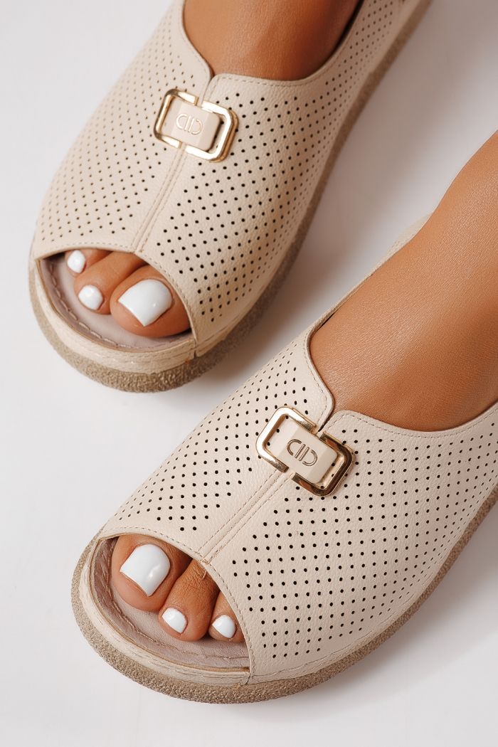 Sandale cu platforma dama bej din piele ecologica Paloma #25048